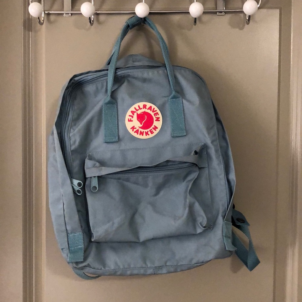 Kånken' Water Resistant Backpack
FJÄLLRÄVEN
